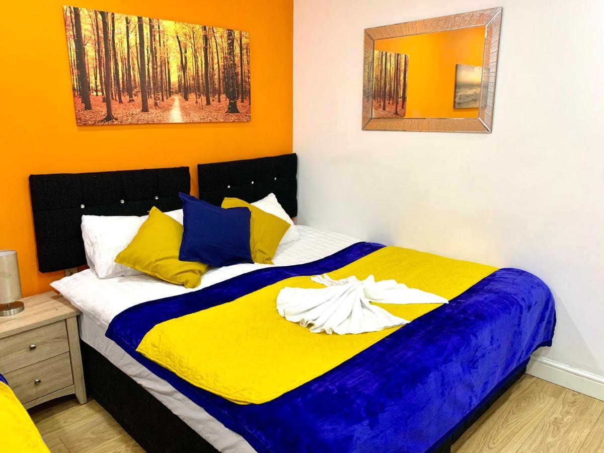 London 2 Bedroom Apartment, Kitchen, Reception And Private Garden Eksteriør billede