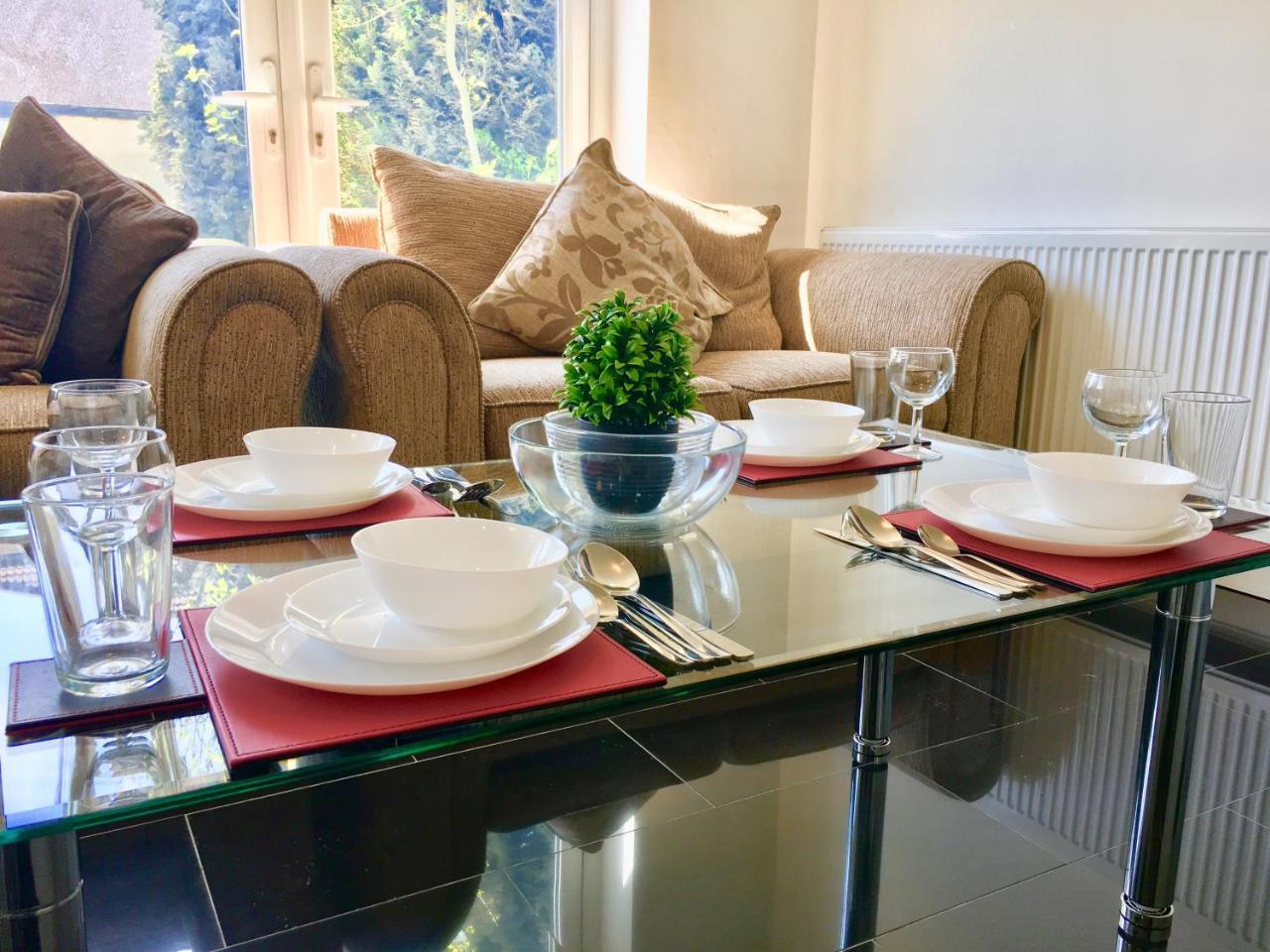 London 2 Bedroom Apartment, Kitchen, Reception And Private Garden Eksteriør billede