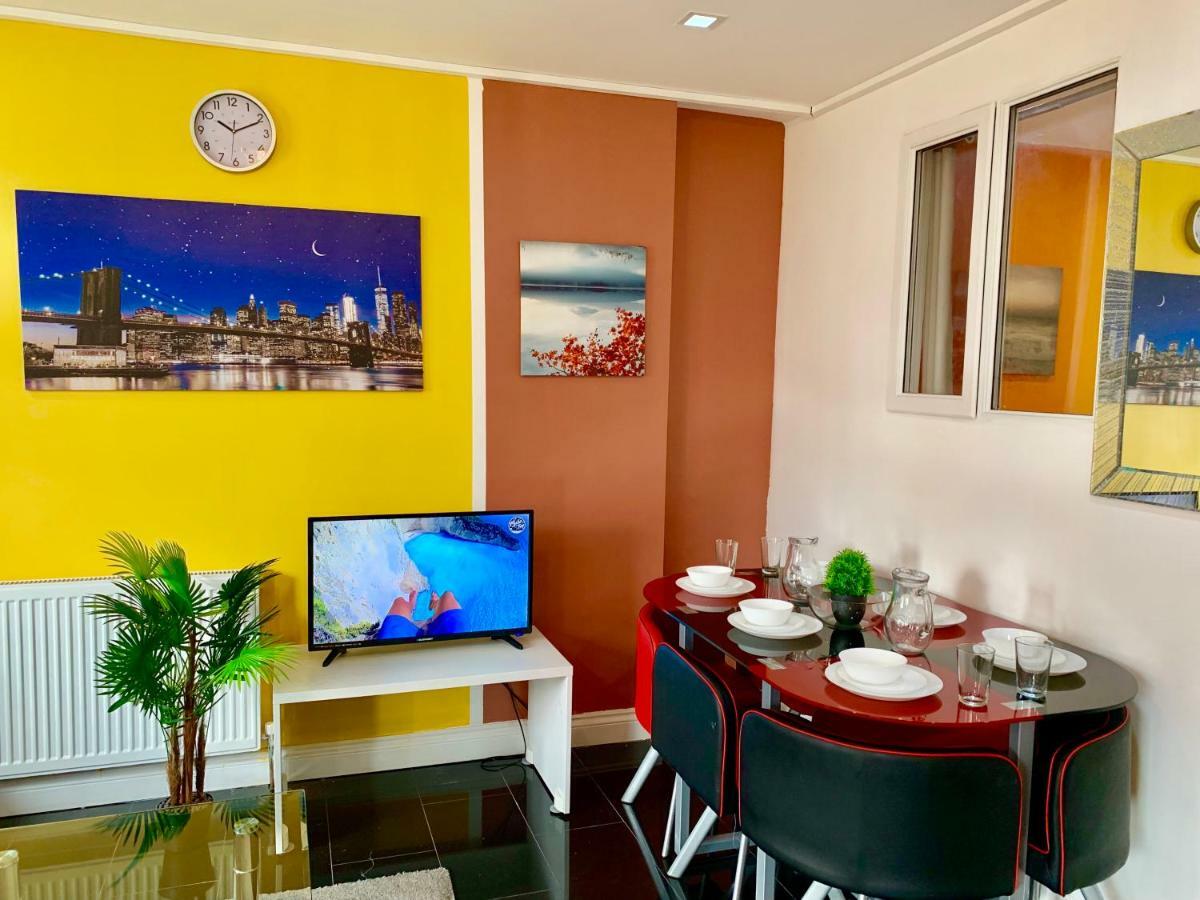London 2 Bedroom Apartment, Kitchen, Reception And Private Garden Eksteriør billede